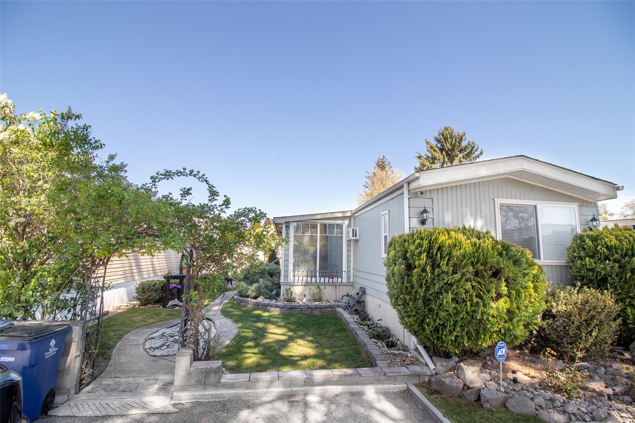 Manufactured home at Westgate, Westbank Centre
